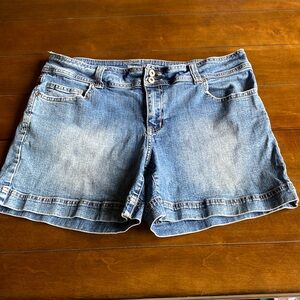 Vintage SUSY BLUES DENIM distresses Shorts Size 13/14
